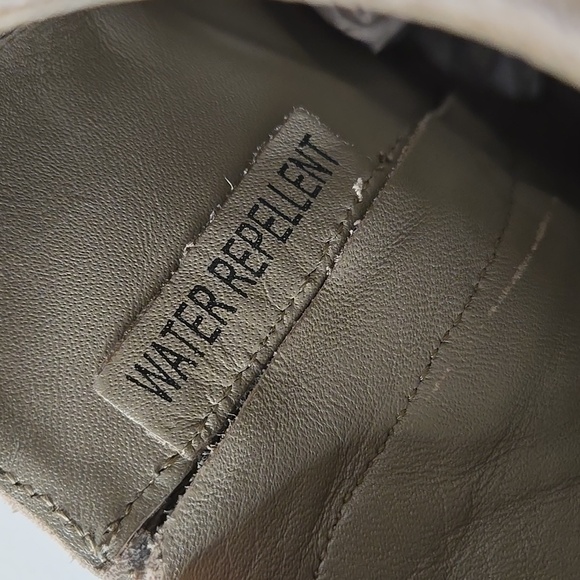 VINCE Chas Suede Ankle Boots in Woodsmoke Size 38/ 6M - Picture 7 of 9